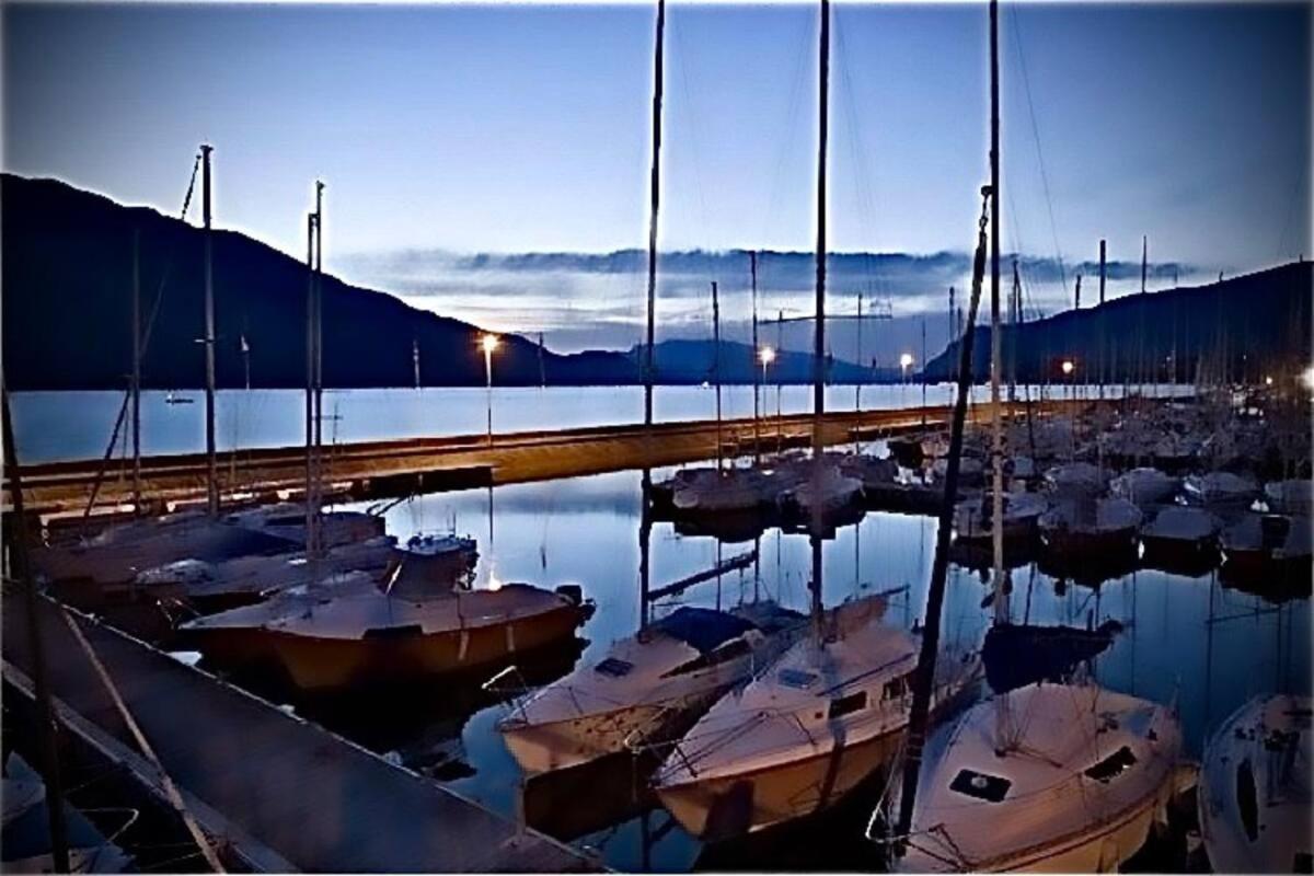 A La Marc'Quize Chambres D'Hotes, Petit Dejeuner Compris, Avec Piscine A Debordement En Exterieur, Bain Nordique A 38 Degres En Prestation Supplement Sur Reservation Horaire Anticipee 1 Place De Parking Gratuite Sur Place Mouxy Exterior foto